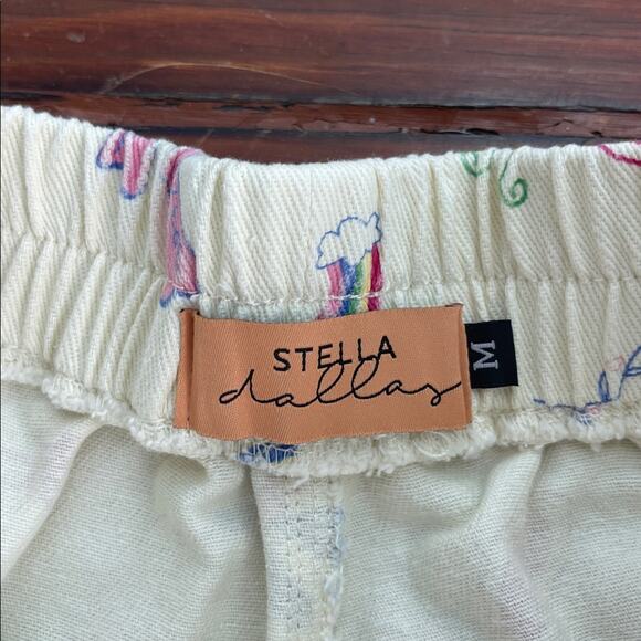 Stella Dallas cowboy boot butterfly whimsical printed pill on shorts sz M - Picture 4 of 5